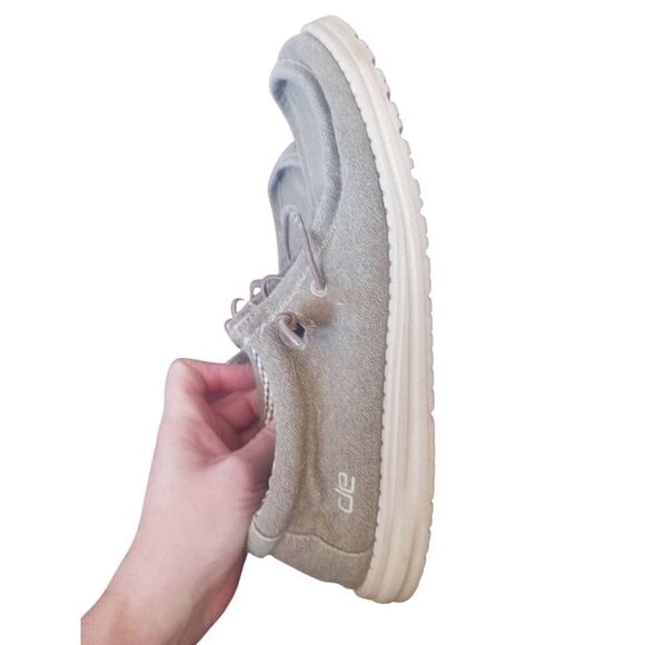 Hey dudes wally size 9 in nut - Picture 2 of 4